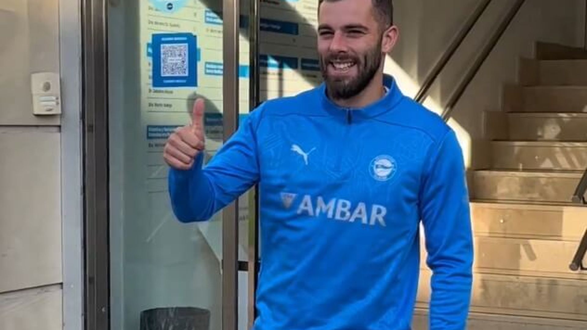 luis_rioja_acude_al_primer_dia_de_trabajo_con_el_alaves_001.jpeg