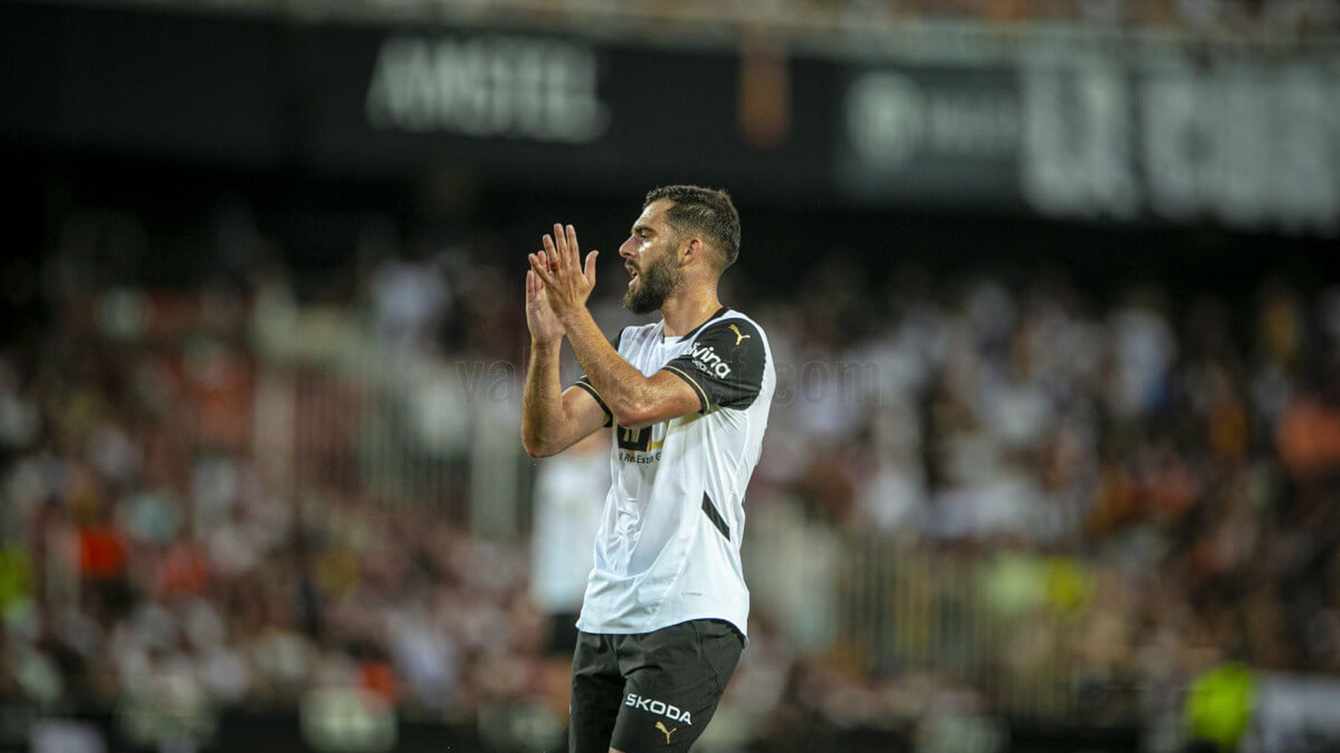 luis_rioja_ante_el_villarreal_cf_foto_valencia_cf.jpg