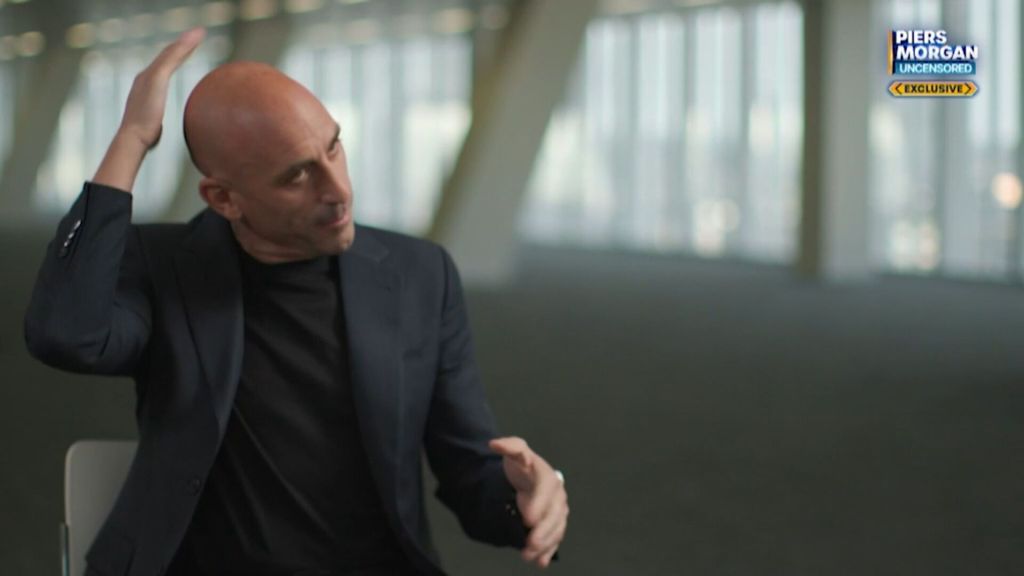 El relato de Rubiales sobre las jugadoras en la celebración: “Me tocaron por todas partes y no me pidieron permiso”