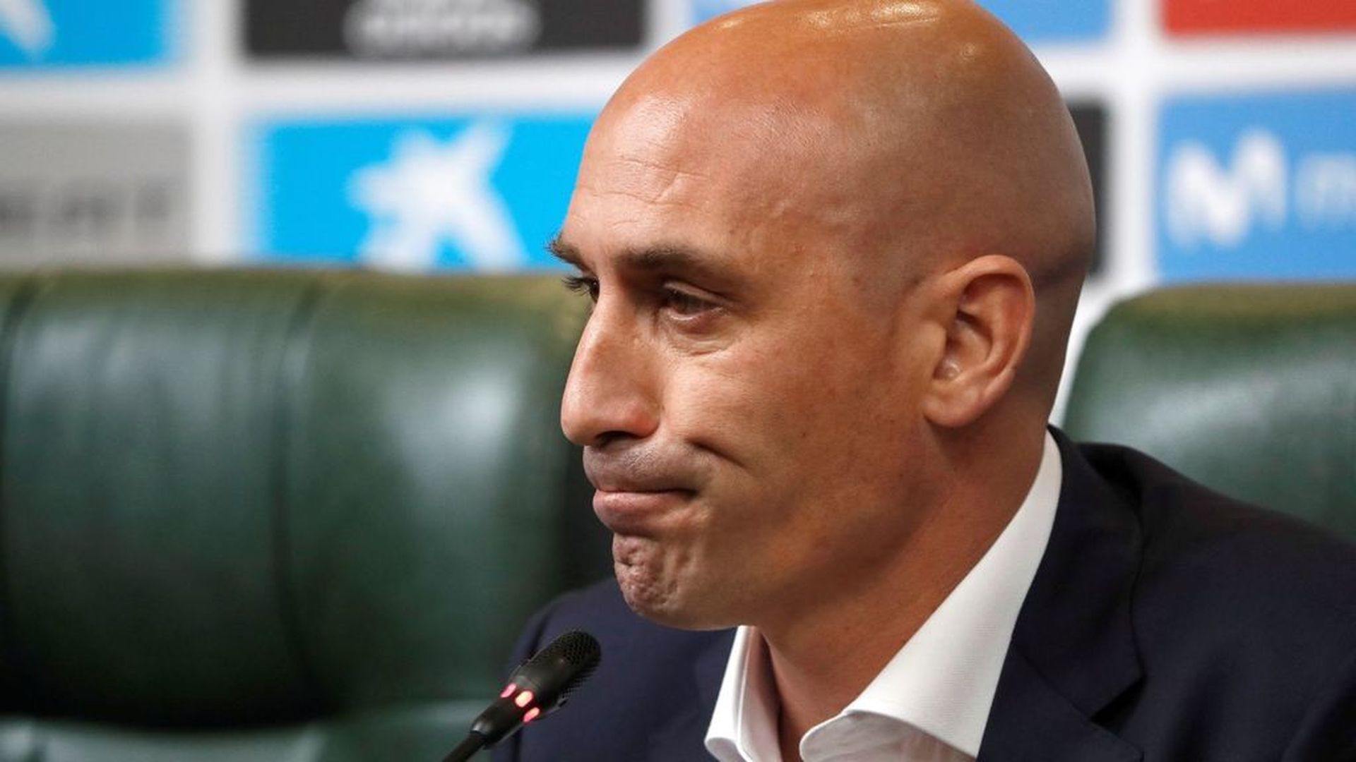 luis_rubiales_en_sala_de_prensa.jpg