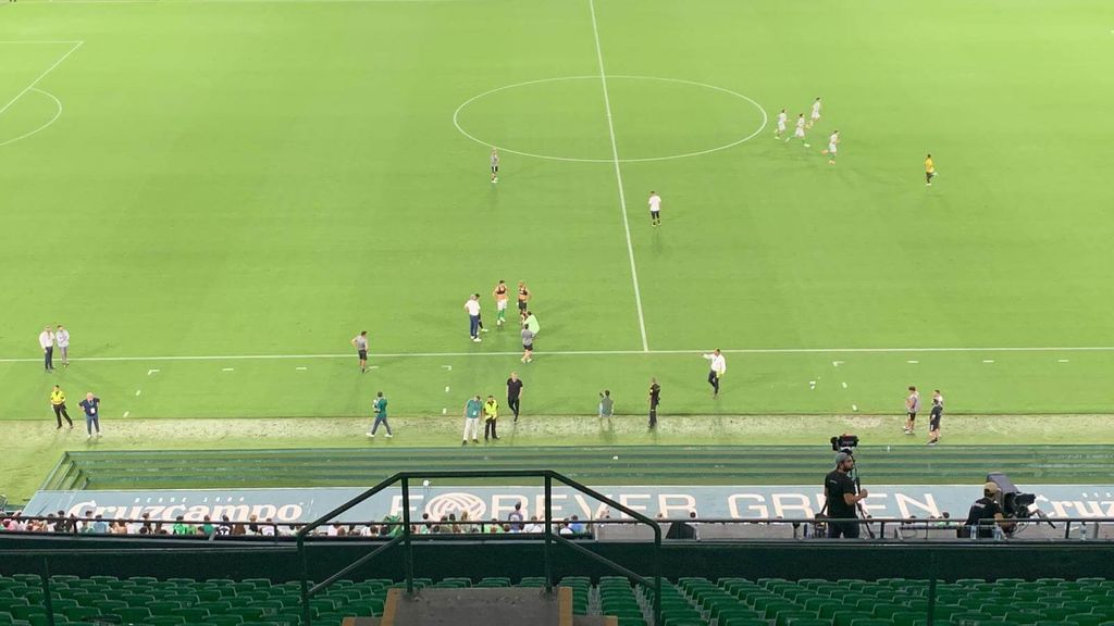 Luiz Felipe con Pellegrini al acabar el partido