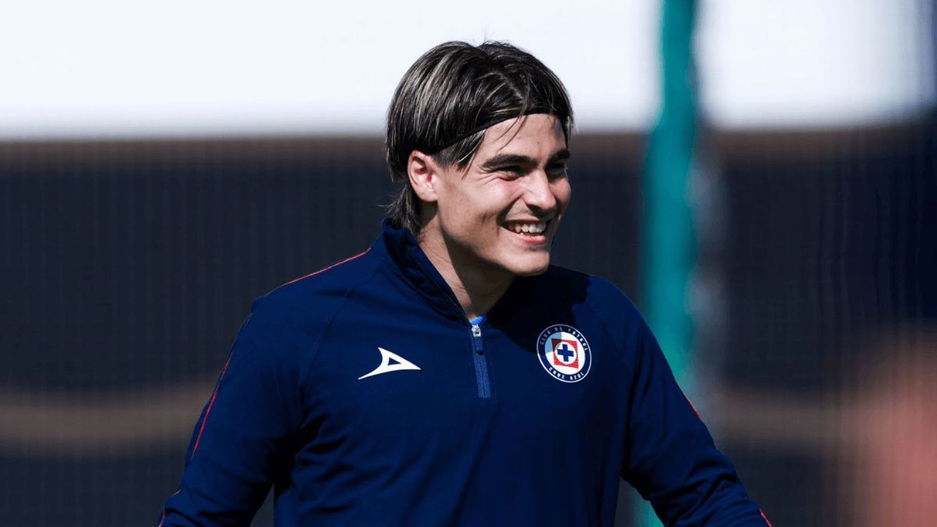 luka_romero_ya_entrena_con_cruz_azul_foto_cfca_001.png