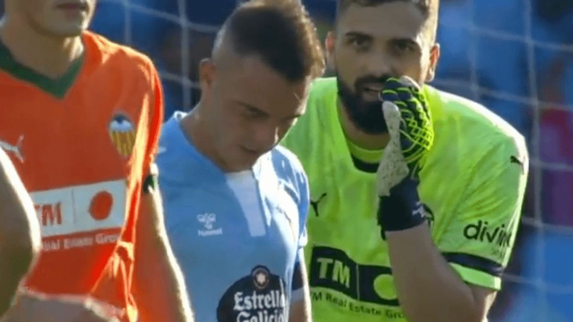 mamardashvili_le_come_la_oreja_a_aspas_001.png mamardashvili_le_come_la_oreja_a_aspas_001.png