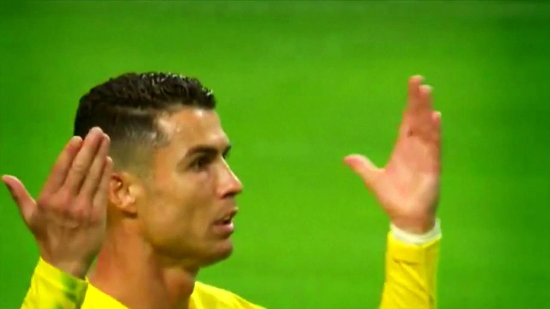 manu_carreno_y_la_actitud_de_ronaldo____a_cristiano_le_nombras_a_messi_y_se_vuelve_loc.jpg manu_carreno_y_la_actitud_de_ronaldo____a_cristiano_le_nombras_a_messi_y_se_vuelve_loc.jpg