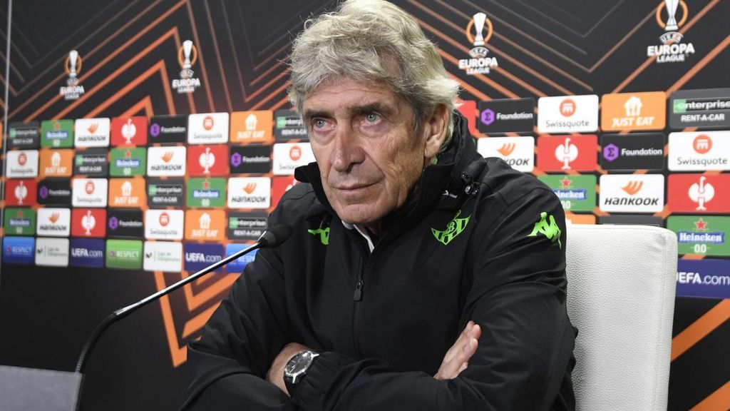 Pellegrini analiza al Eintracht Frankfurt antes de la ida de los octavos de final de la Europa League