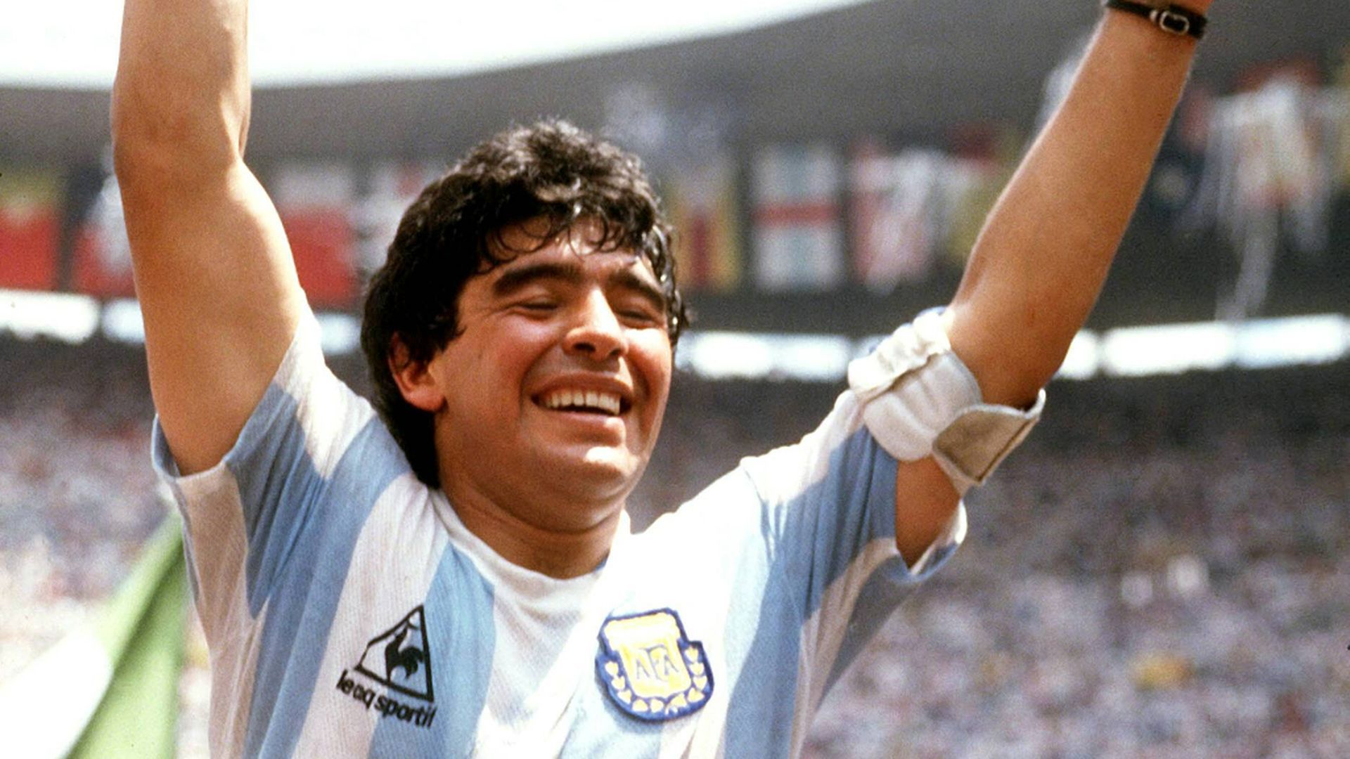 maradona_dio_positivo_en_dos_ocasiones_diferentes_cordon_press.jpg