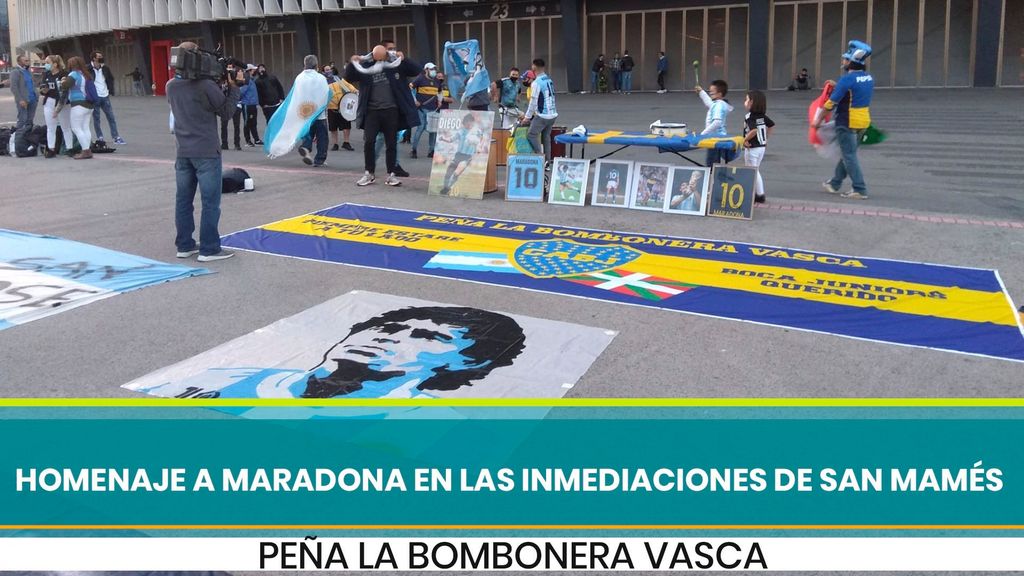 Homenaje a Maradona en las inmediaciones de San Mamés