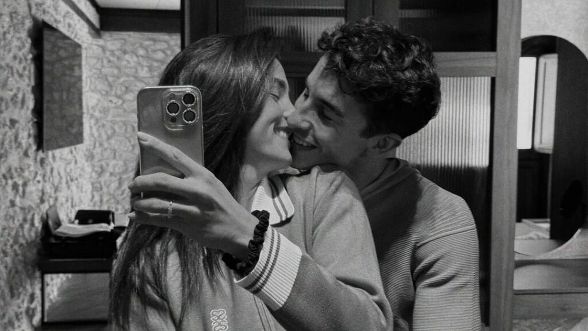 marc_marquez_y_gemma_pinto_en_su_escapada_romantica__gemmpinto_001.jpg