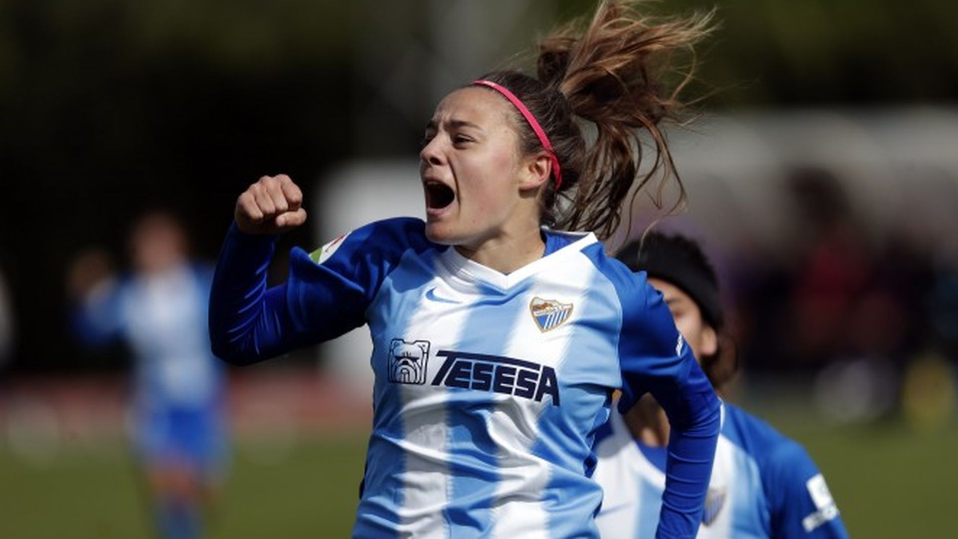 maria_ruiz_celebra_un_gol_del_malaga_femenino_.jpg