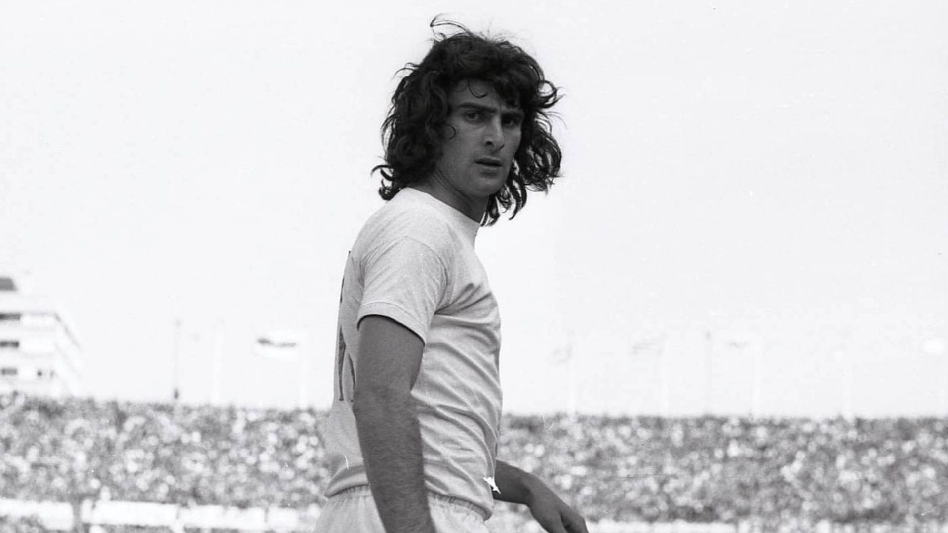 mario_alberto_kempes_foto_valencia_cf_004.png