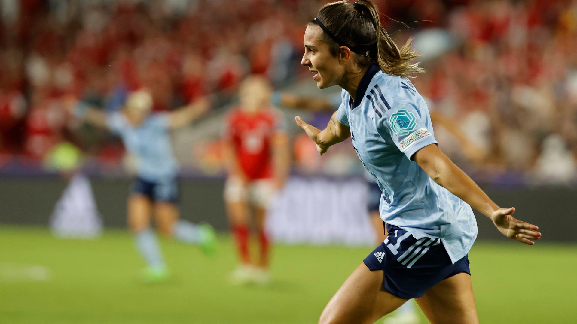 marta_cardona_celebra_el_gol_de_espana_a_dinamarca_foto_efe_001.jpg marta_cardona_celebra_el_gol_de_espana_a_dinamarca_foto_efe_001.jpg