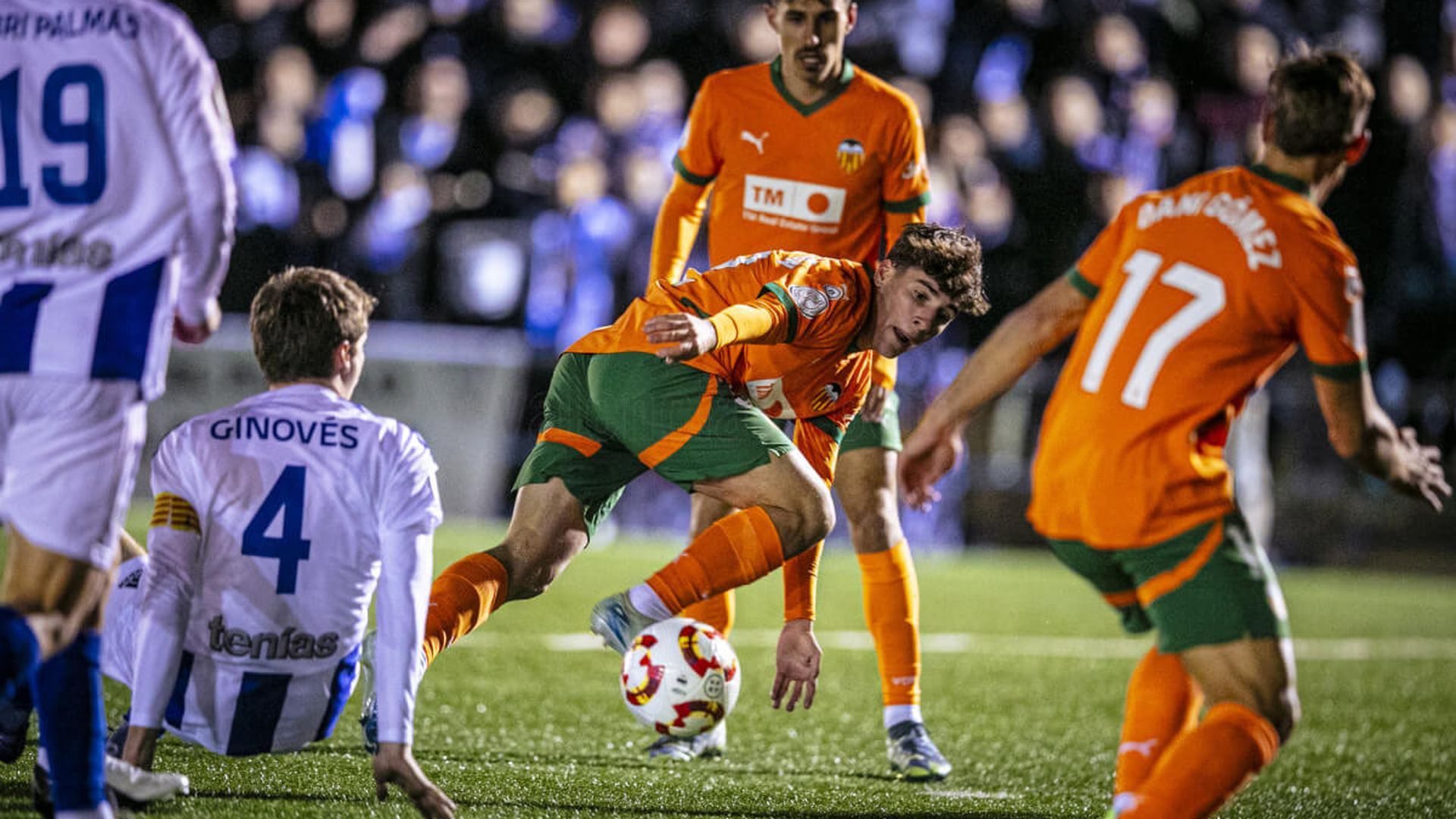 martin_tejon_ante_la_sd_ejea_foto_valencia_cf.jpg martin_tejon_ante_la_sd_ejea_foto_valencia_cf.jpg