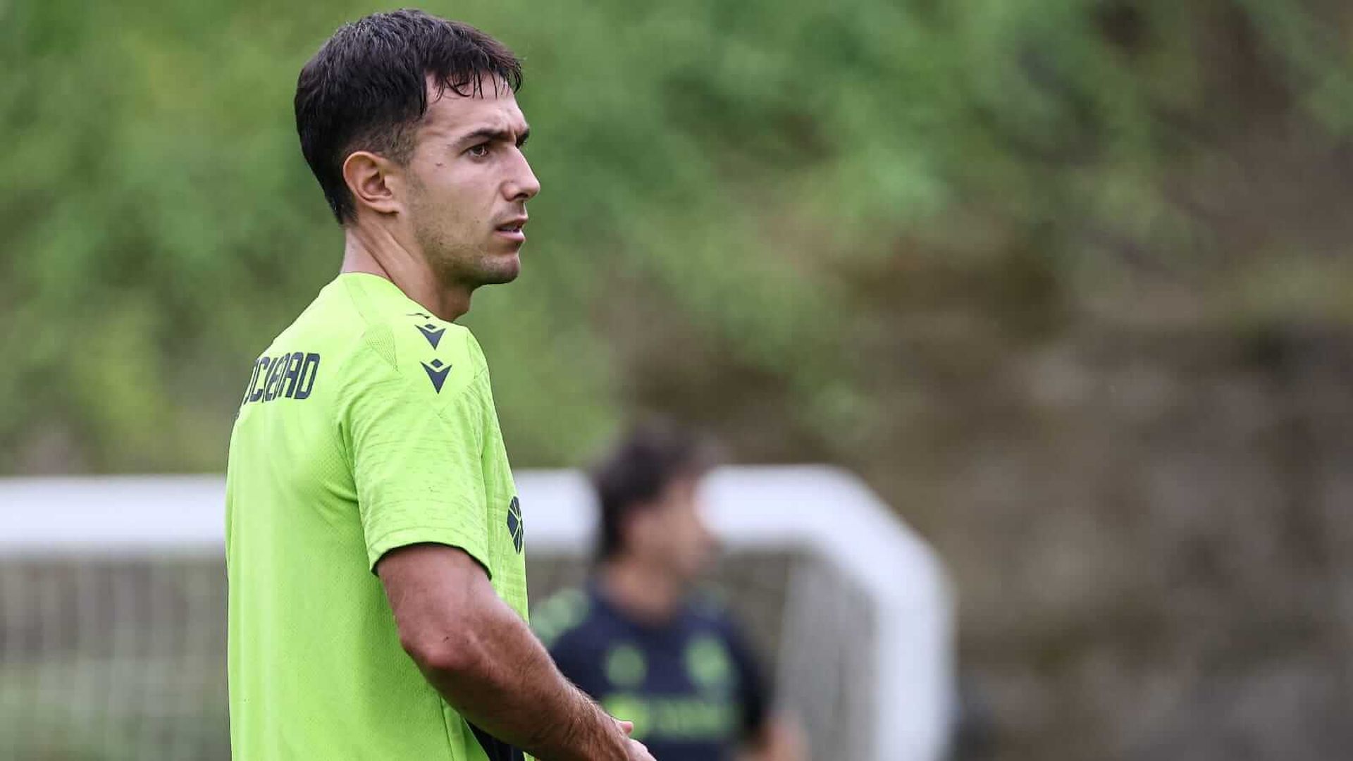 martin_zubimendi_en_un_entrenamiento_en_zubieta_de_esta_oretemporada_foto_real_socieda.jpeg martin_zubimendi_en_un_entrenamiento_en_zubieta_de_esta_oretemporada_foto_real_socieda.jpeg