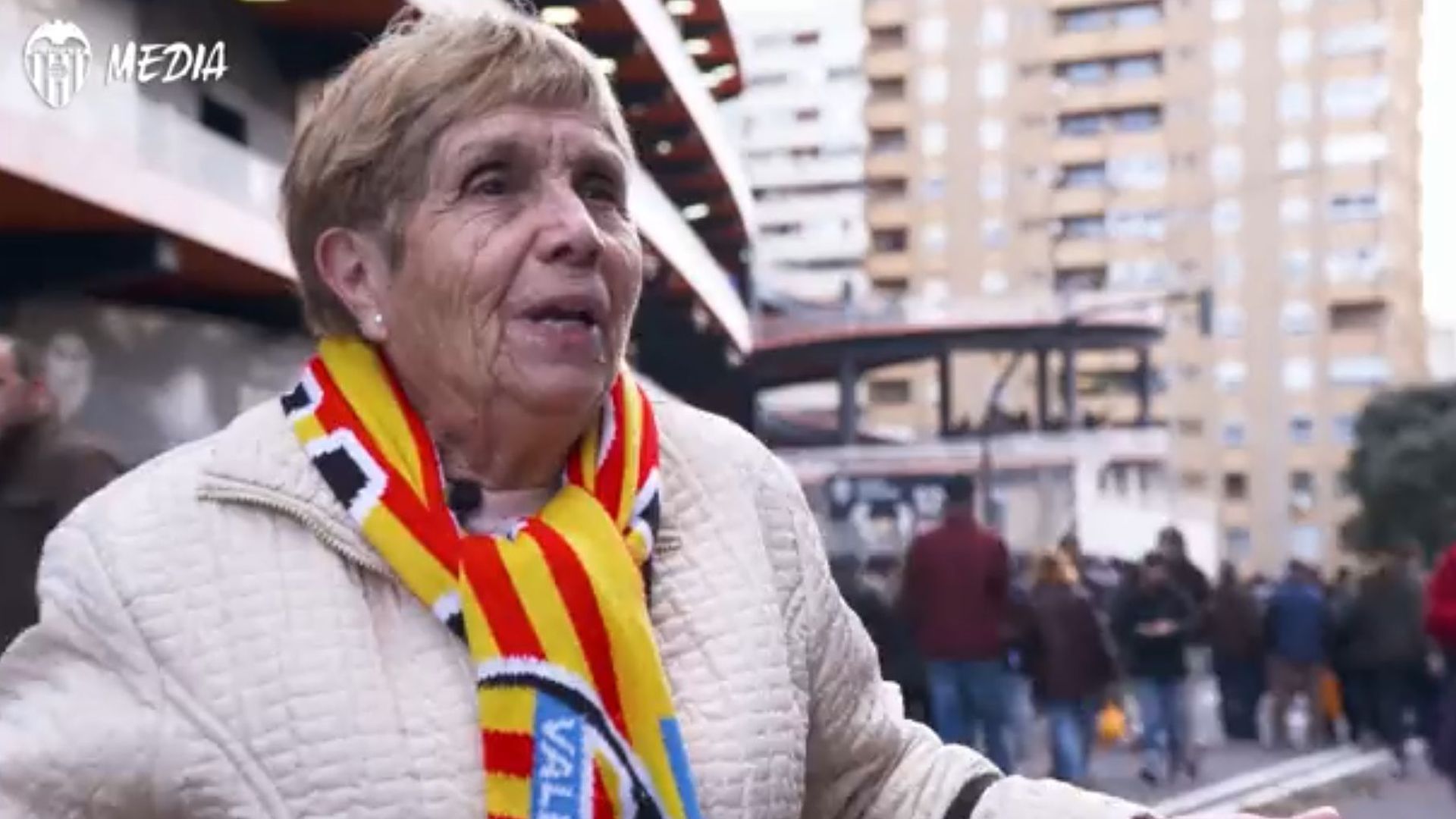 maruja_aficionada_del_valencia_cfpng.png maruja_aficionada_del_valencia_cfpng.png