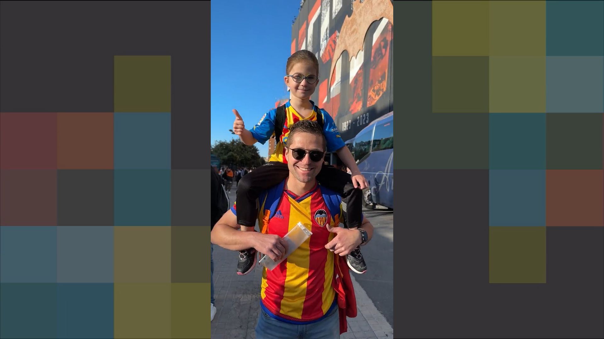 mas_de_mil_aficionados_salen_hacia_elche.jpg
