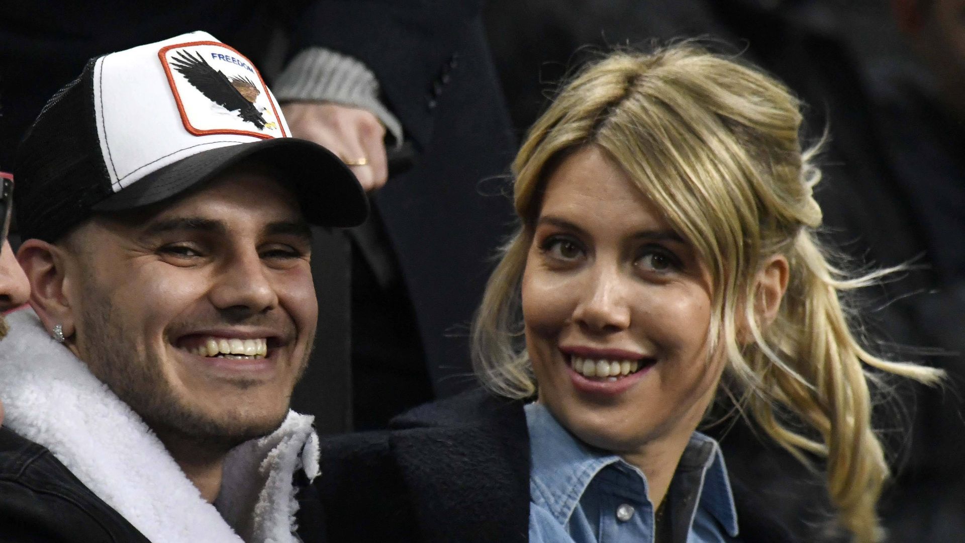 mauro_icardi_y_wanda_nara_en_un_evento_cordon_press_001.jpg