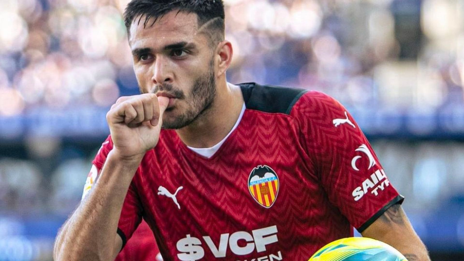 maxi_gomez_marca_ante_el_espanyol_foto_vcf.png