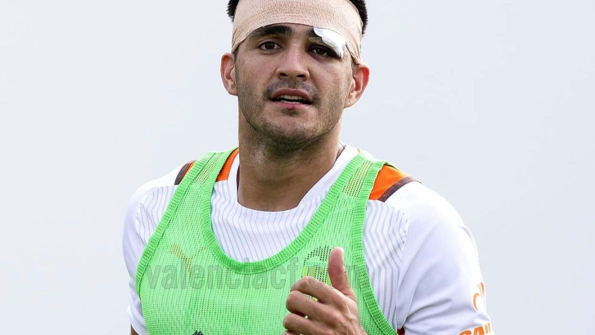 maxi_gomez_ya_se_entrena_con_el_valencia_cf_foto_valencia_cf.png