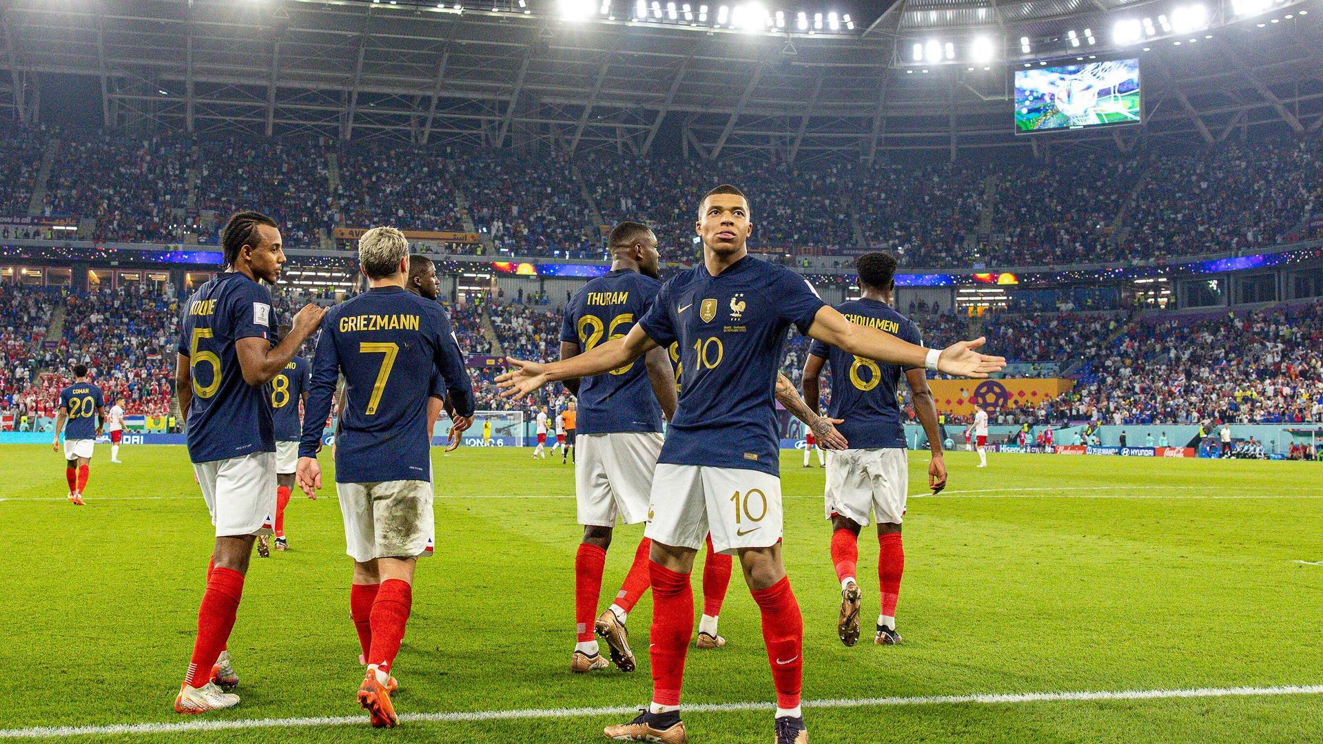 mbappe_celebrando_su_gol_contra_dinamarca_foto_cordon_press_001.jpg mbappe_celebrando_su_gol_contra_dinamarca_foto_cordon_press_001.jpg