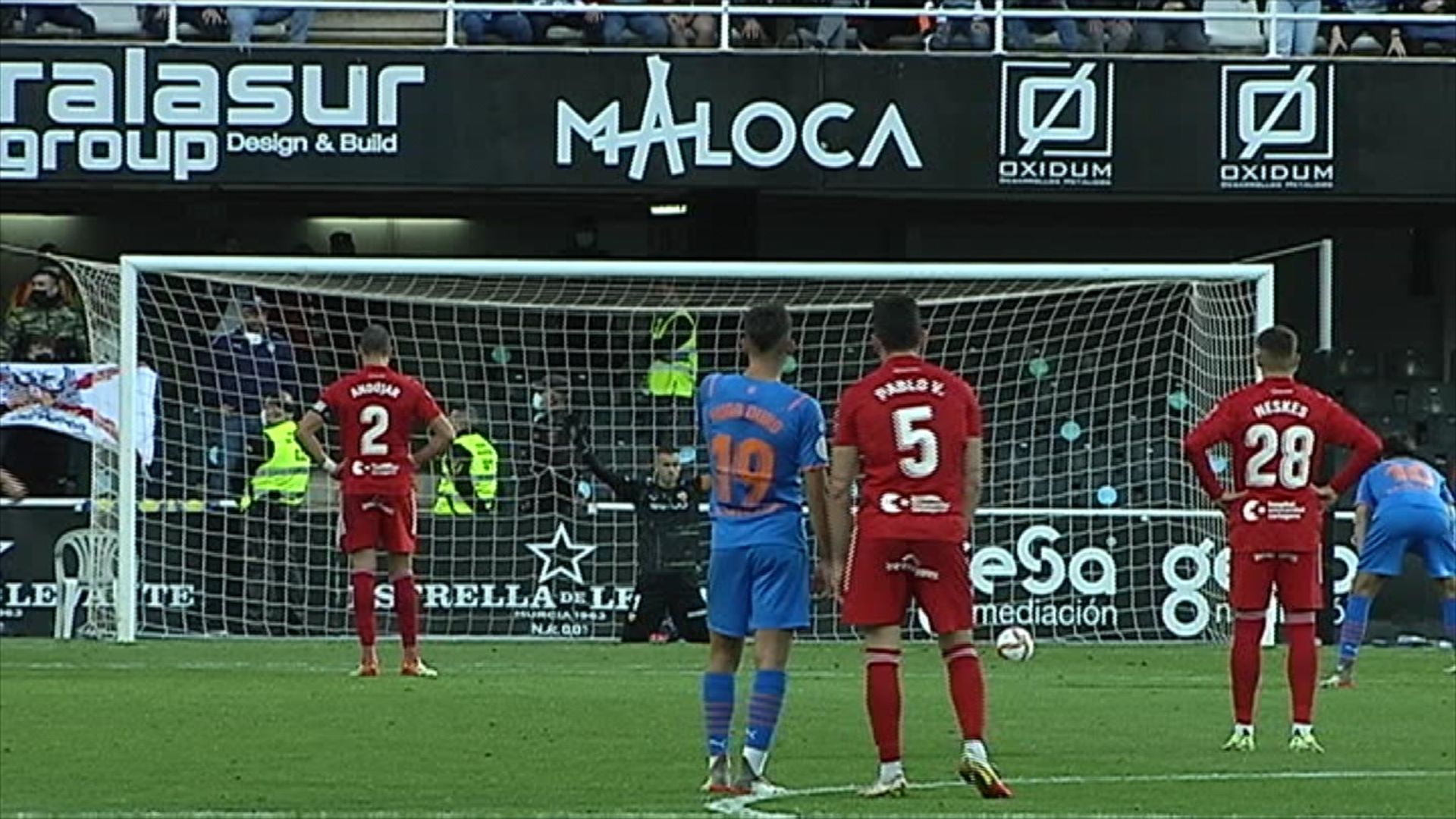 mediaset_jaume_abre_el_debate_a_porta_gayola_me_puse_de_rodillas_ante_messi_y_se_lo_pa_001.jpg mediaset_jaume_abre_el_debate_a_porta_gayola_me_puse_de_rodillas_ante_messi_y_se_lo_pa_001.jpg