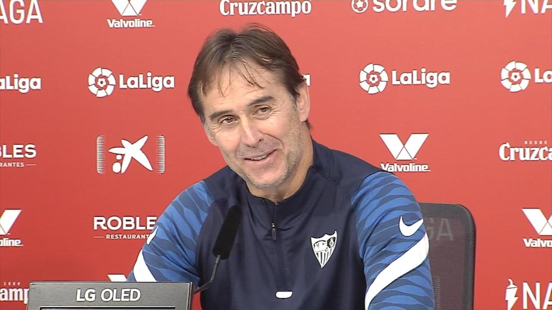 mediaset_lopetegui_recupera_la_sonrisa_cuando_le_preguntan_por_ponerse_a_dos_del_lider_001.jpg