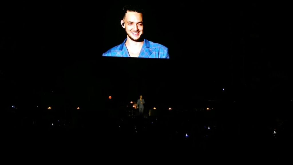 (Mediaset) “Normalmente tu viejo decide tu equipo de fútbol, así que hagamos un brindis por los 99 años”: El guiño de C Tangana al Celta de Vigo
