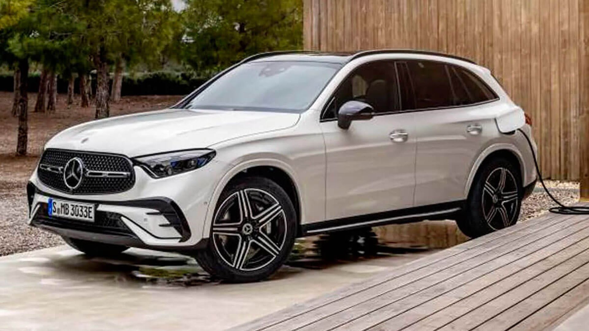 mercedes_glc2jpg.jpg mercedes_glc2jpg.jpg