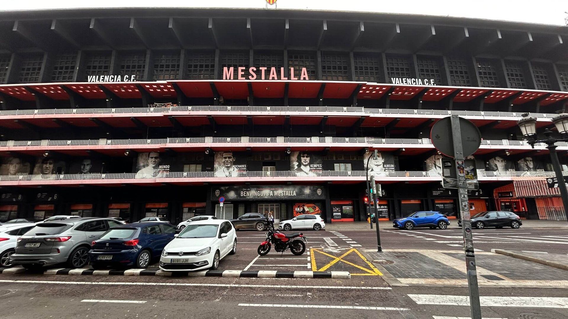 mestalla_algo_danado_por_la_dana_foto_eldesmarque_001.jpeg