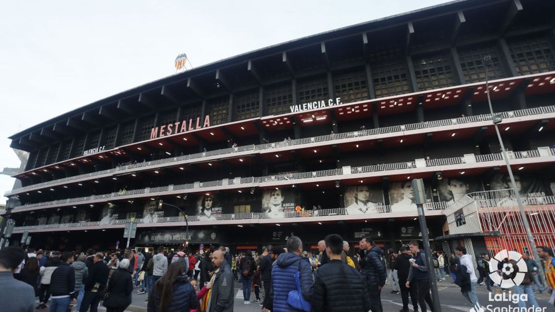 mestalla.jpeg mestalla.jpeg