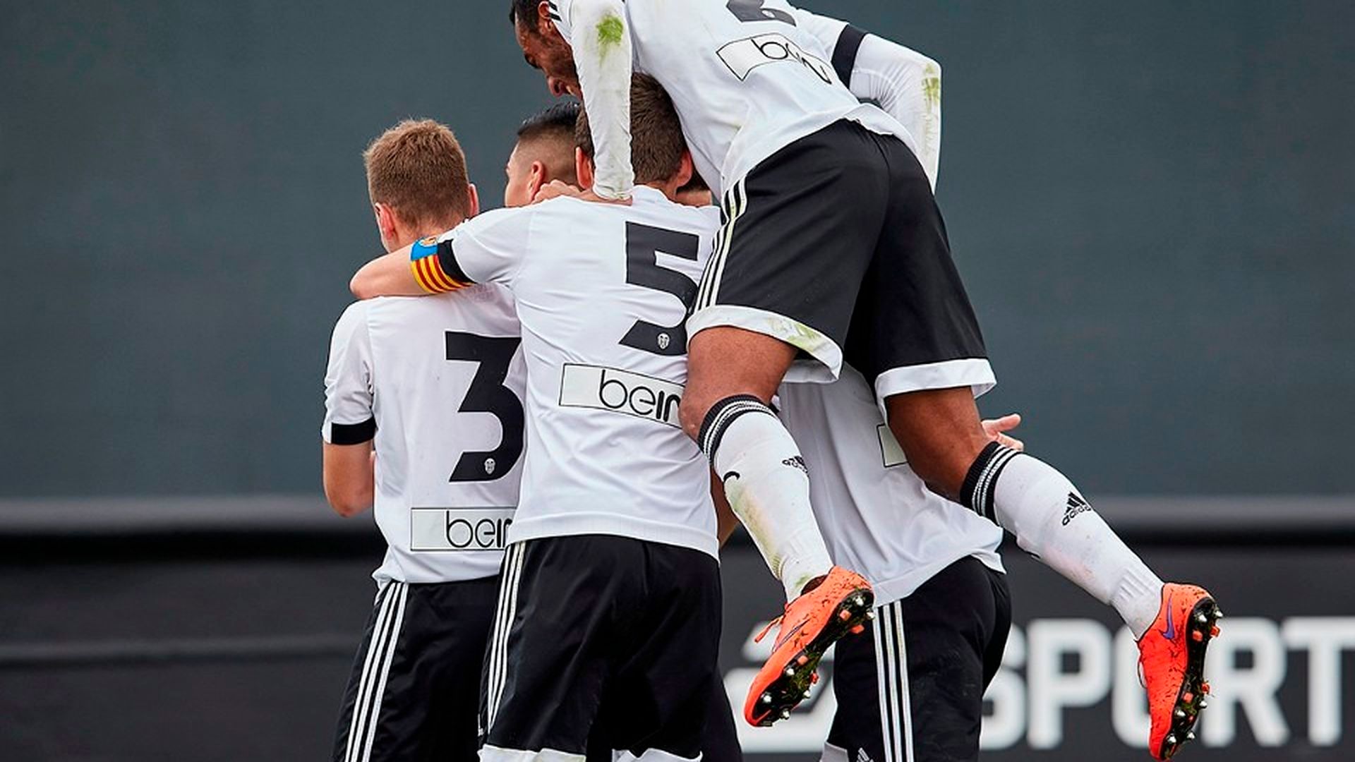 mestallagol.jpg