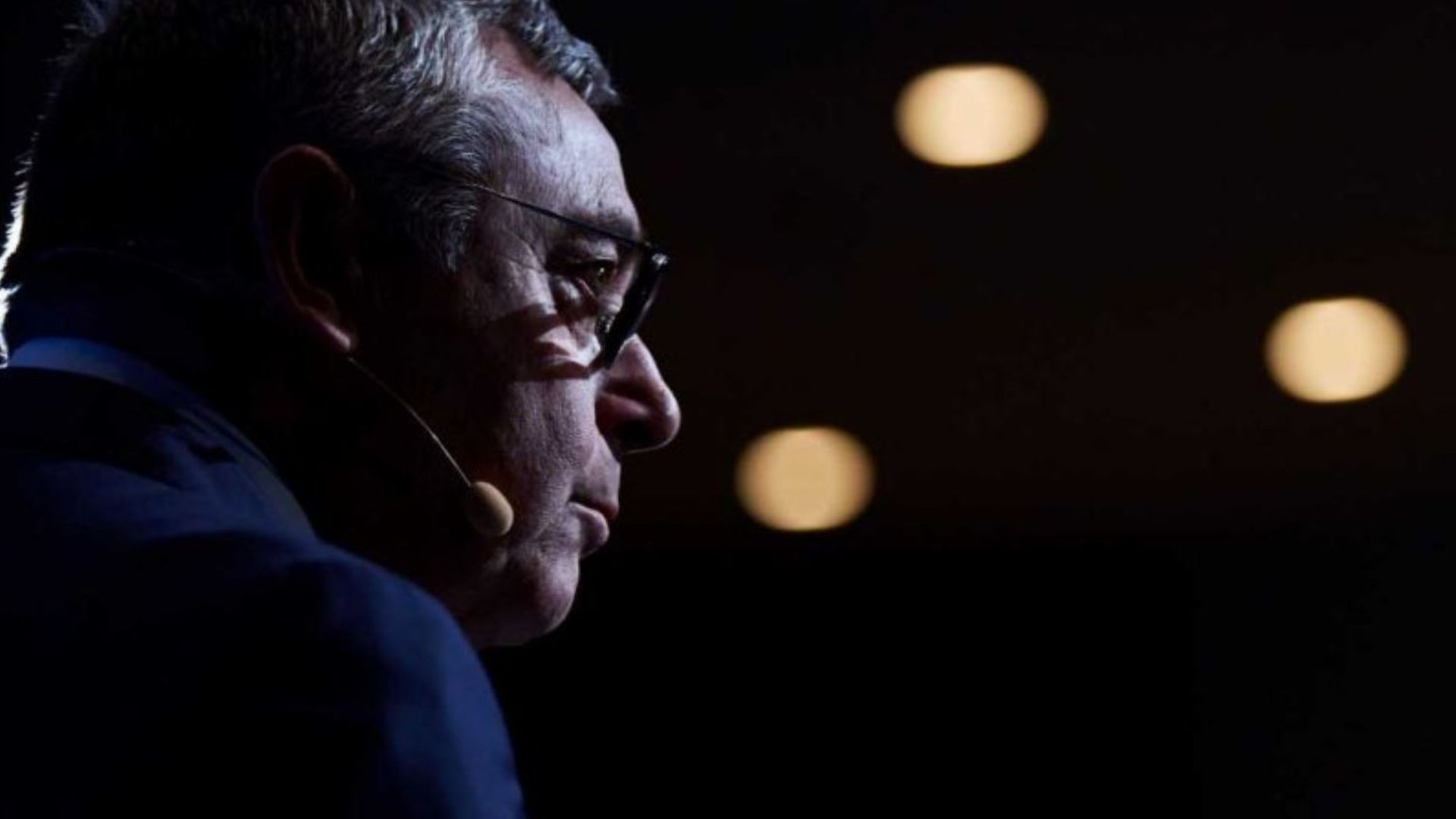 michael_robinson_001.JPG michael_robinson_001.JPG