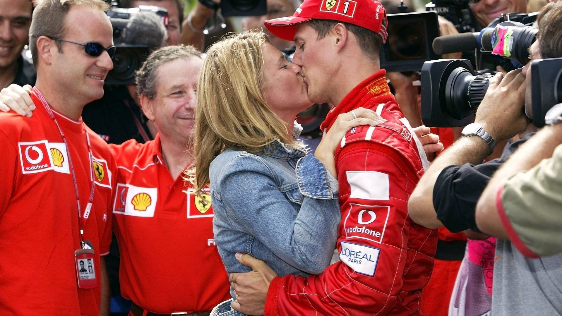 michael_schumacher_en_su_etapa_en_ferrari_cordon_press.jpg michael_schumacher_en_su_etapa_en_ferrari_cordon_press.jpg