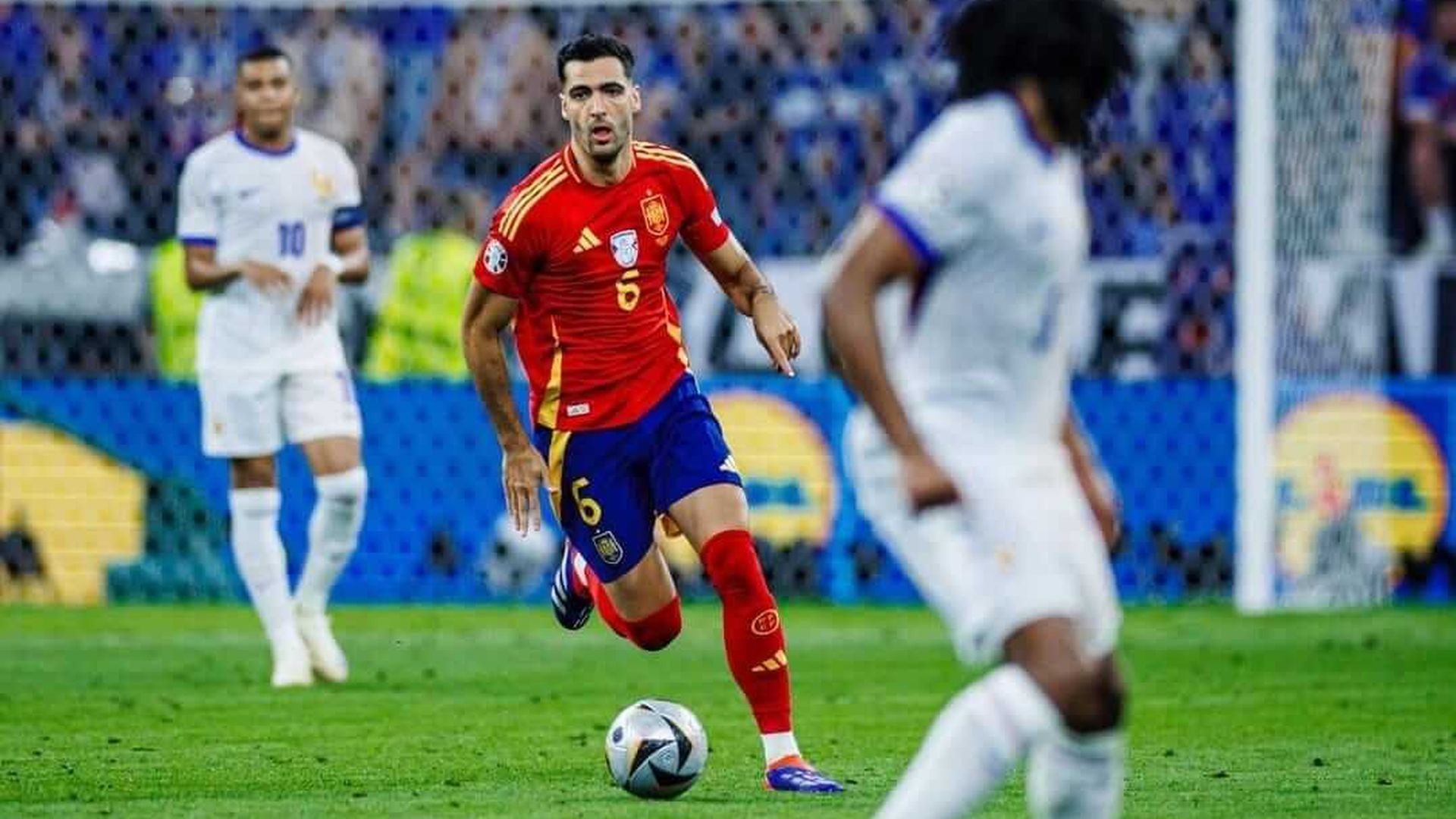 mikel_merino_en_el_partido_de_la_eurocopa_ante_francia_foto_sefutbol.jpeg mikel_merino_en_el_partido_de_la_eurocopa_ante_francia_foto_sefutbol.jpeg