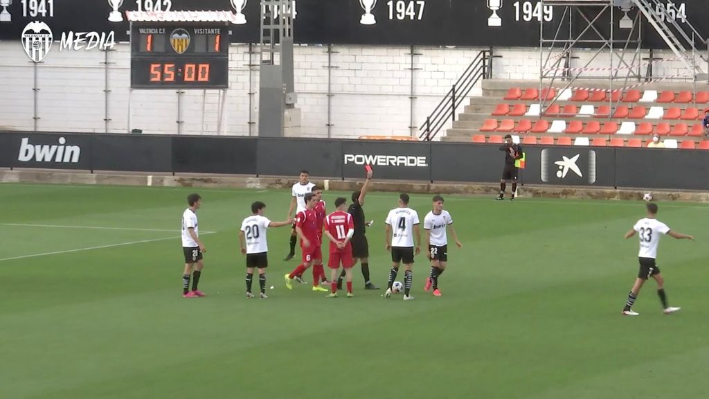 La escandalosa e incomprensible expulsión de David Ruiz, jugador del Mestalla