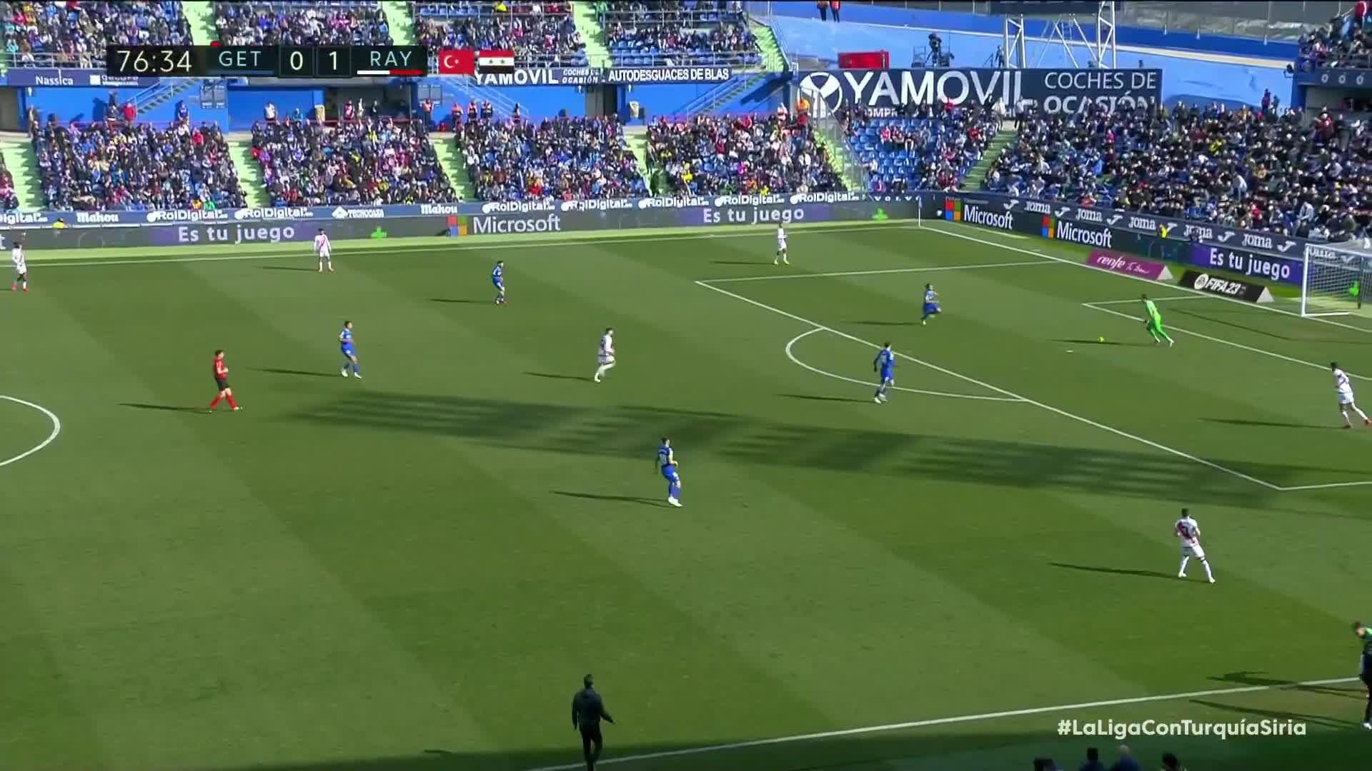 momento_del_gol_de_enes_unal_ante_el_fallo_de_dimitrievski_001.jpg