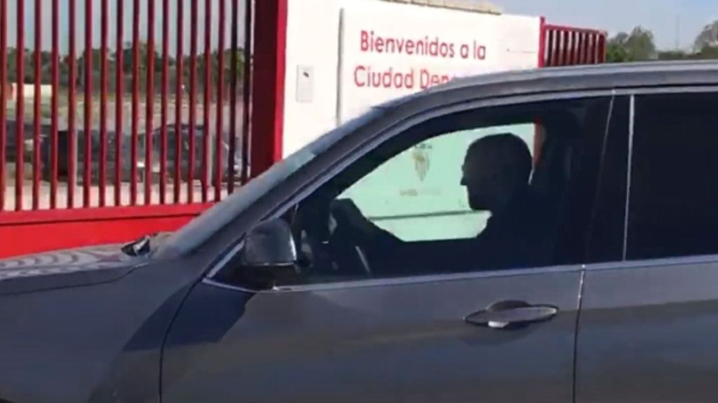 Monchi vuelve al trabajo