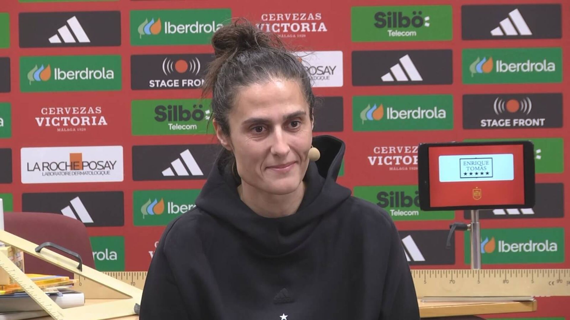 montse_tome_atiende_a_los_medios_desde_paiporta_001.jpeg montse_tome_atiende_a_los_medios_desde_paiporta_001.jpeg