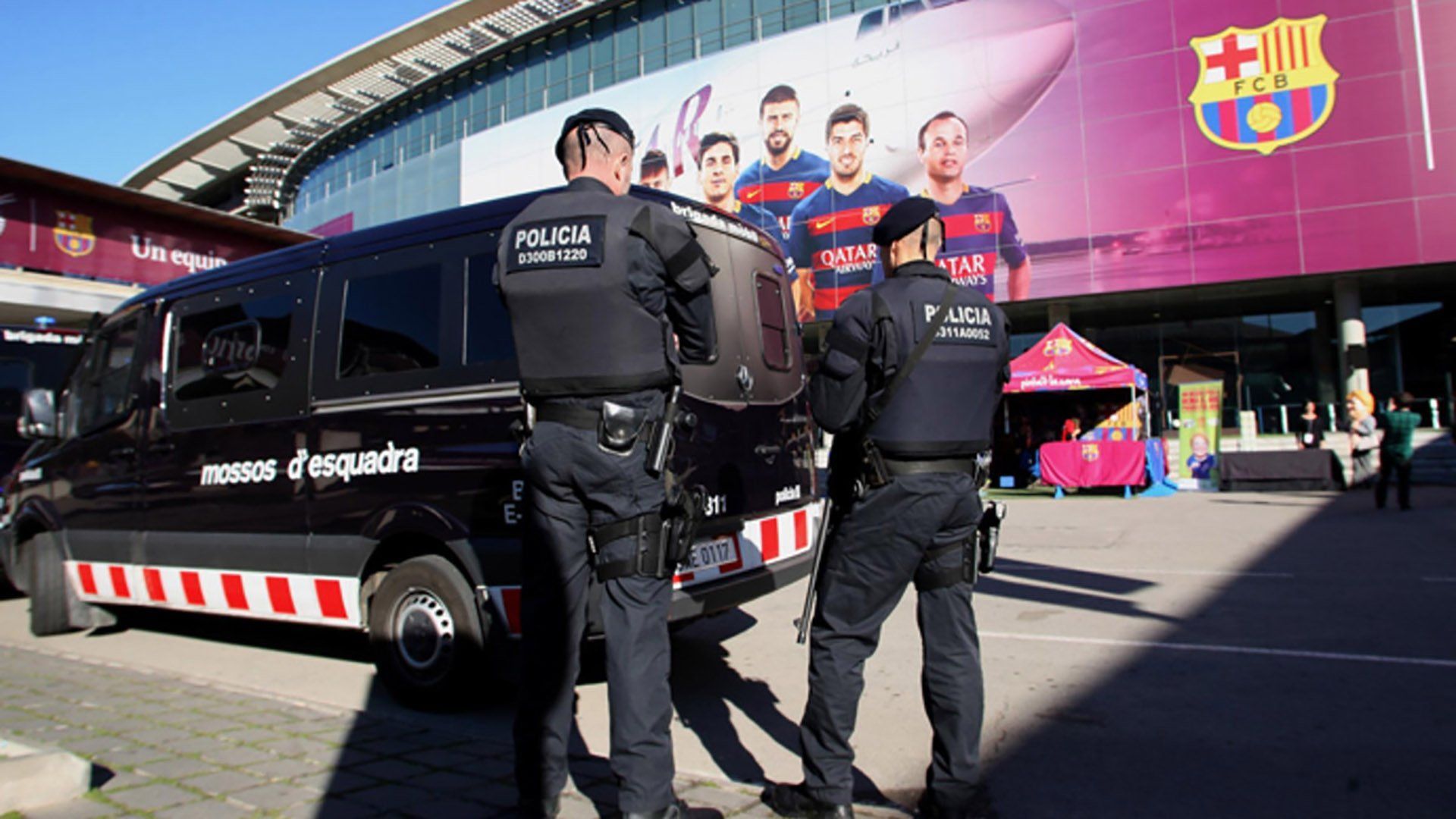 mossos_descuadra_en_el_camp_nou_foto_efe_001.jpeg