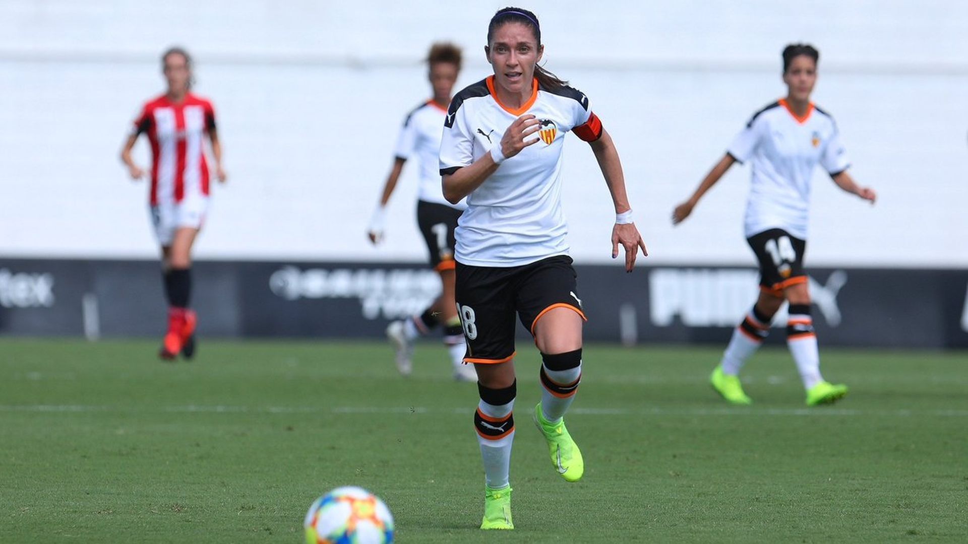 natalia_gaitan_capitana_del_femenino_foto_valencia_cf.jpg