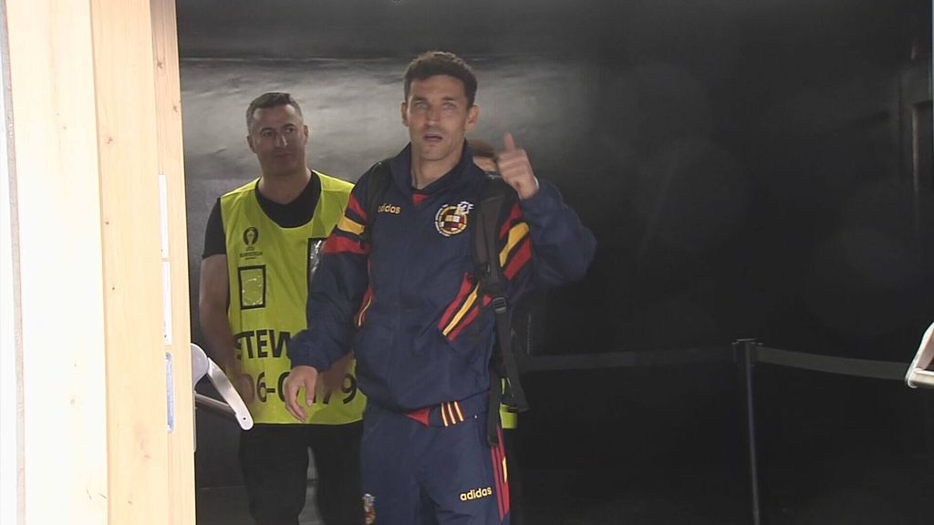 Jesús Navas salió cojeando tras el partido ante Albania: “Me harán pruebas”