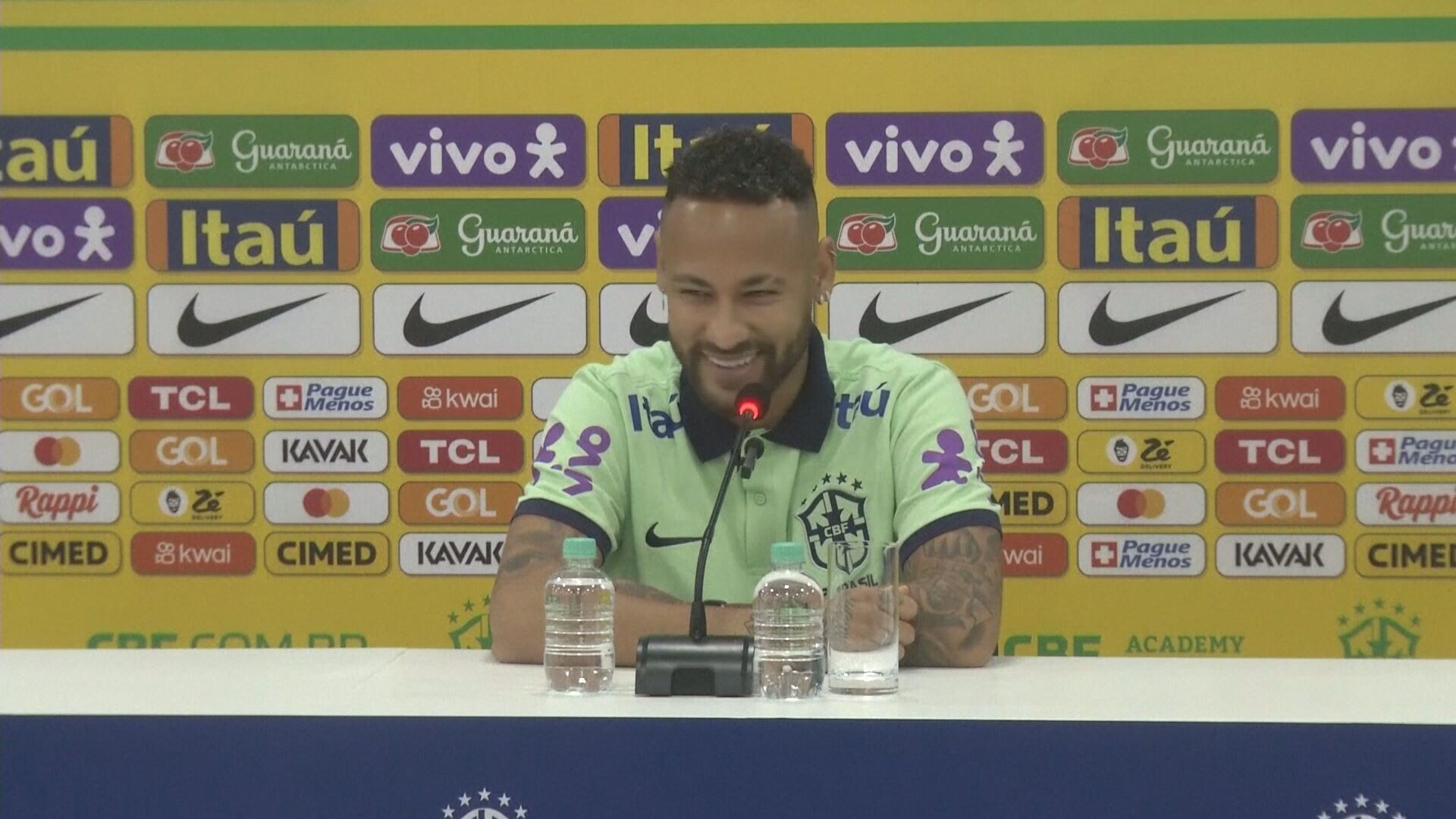 neymar_presume_de_la_liga_saudita_por_sus_fichajes_no_se_si_es_mejor_que_la_francesa.jpeg neymar_presume_de_la_liga_saudita_por_sus_fichajes_no_se_si_es_mejor_que_la_francesa.jpeg