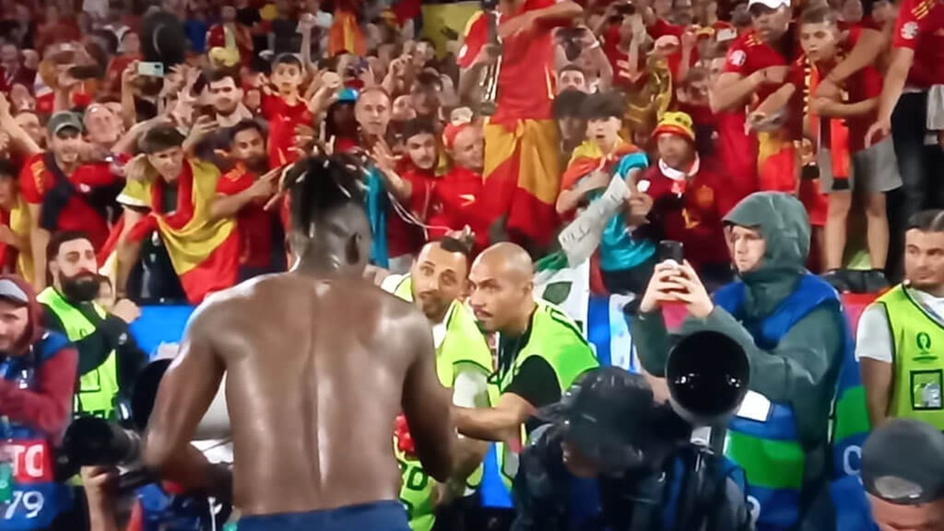 nico_camisetajpg.jpg nico_camisetajpg.jpg