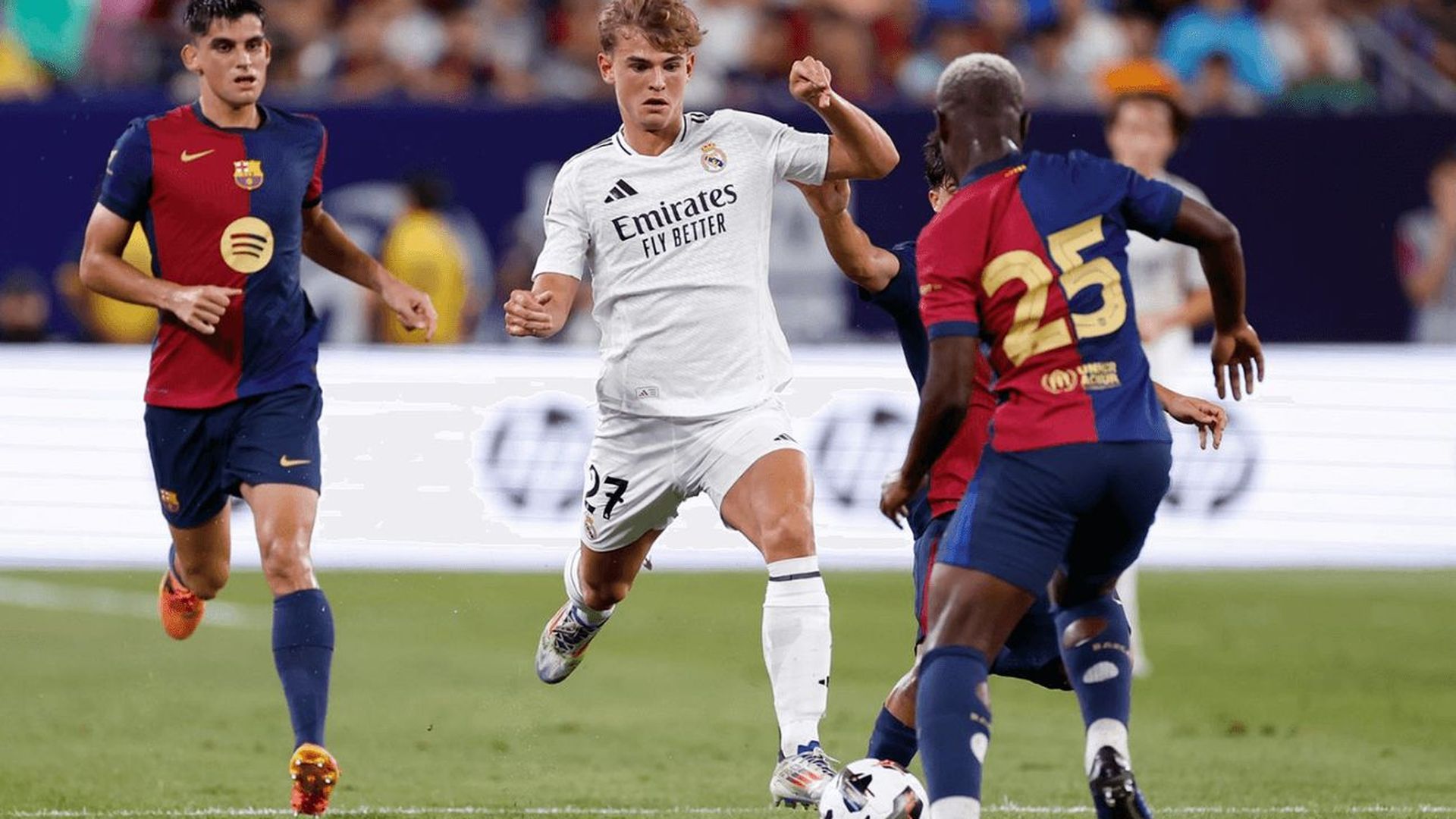 nico_paz_en_el_clasico_de_pretemporada_del_real_madrid_foto_rm.png