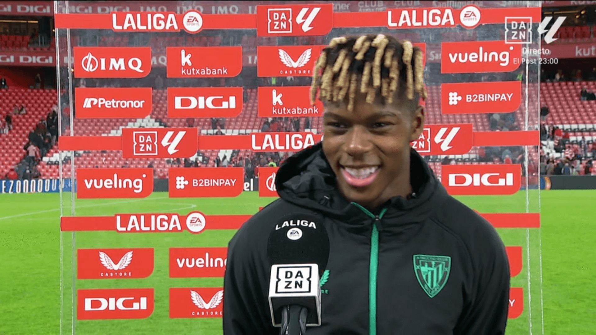 nico_williams_atiende_a_dazn_tras_el_athletic_mallorca.png nico_williams_atiende_a_dazn_tras_el_athletic_mallorca.png