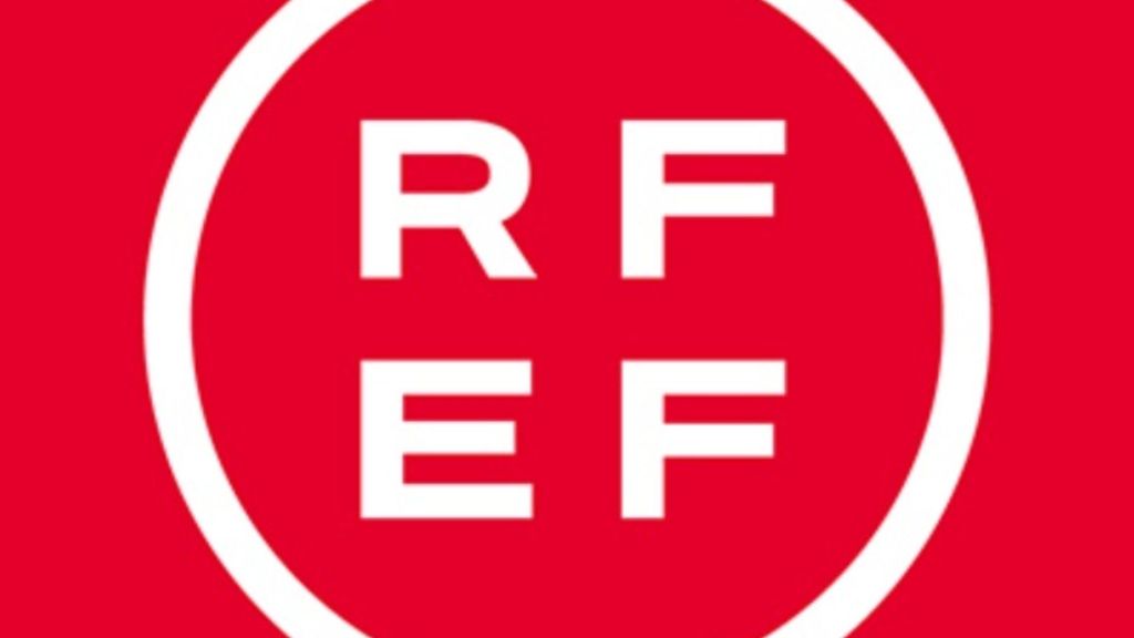 (MEDIASET) De plantilla de ‘canva’ a imagen de farmacéutica: los memes con el nuevo logo de la RFEF