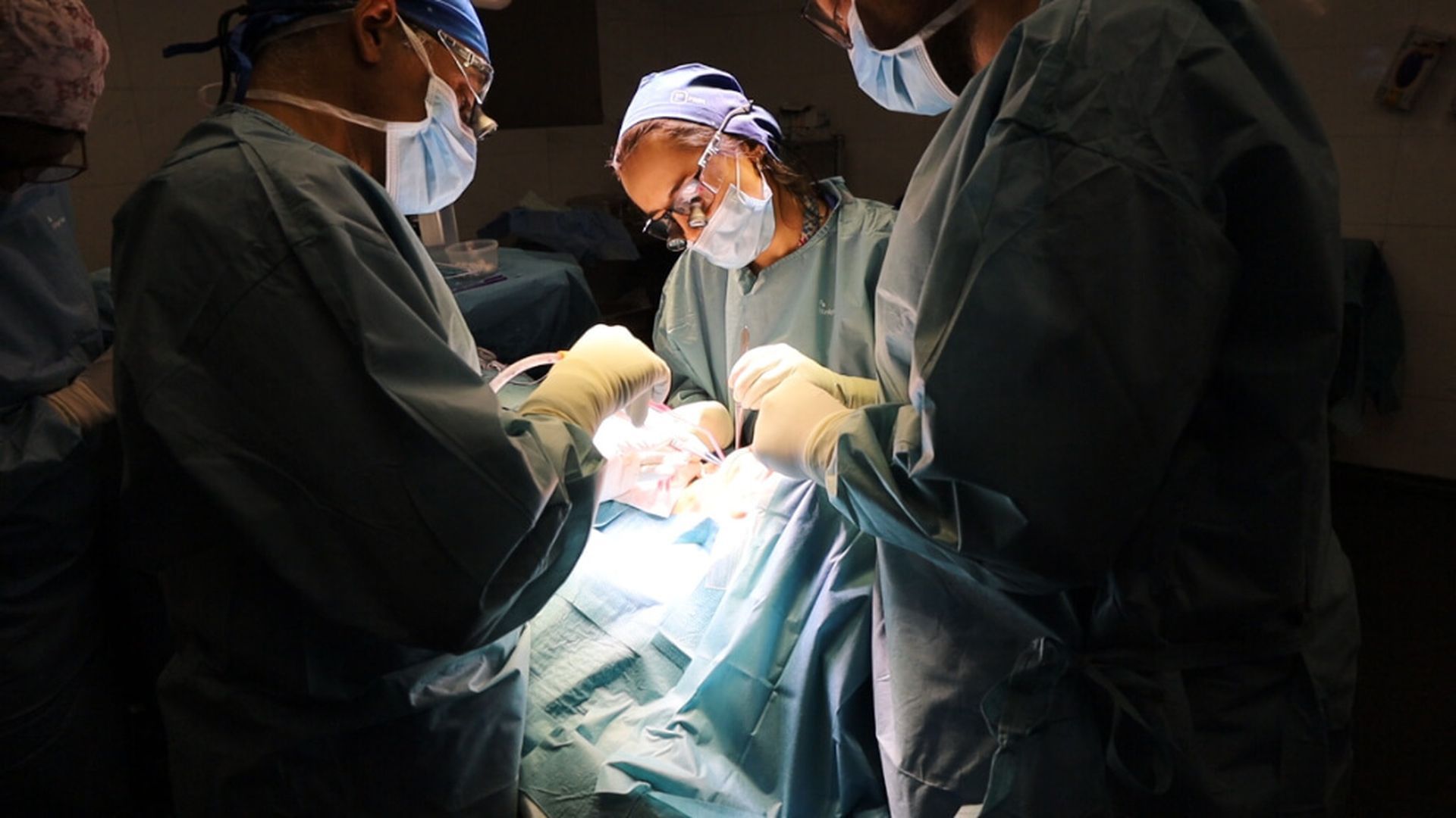 nuevo_tratamiento_para_la_apnea_del_sueno_cuenta_de_x_de__hospitaldelmar_001.jpg nuevo_tratamiento_para_la_apnea_del_sueno_cuenta_de_x_de__hospitaldelmar_001.jpg