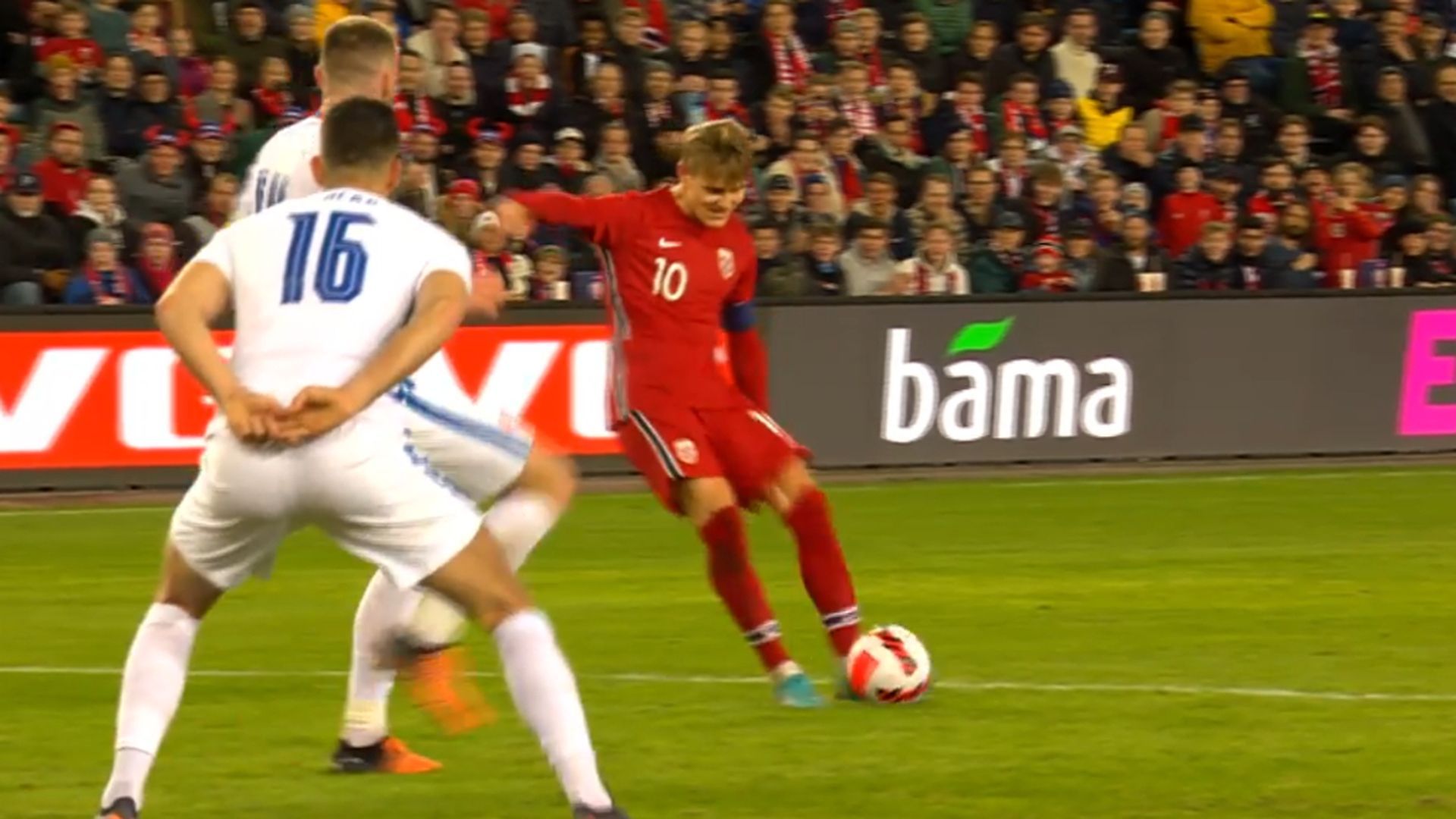 odegaard_con_noruega.jpg odegaard_con_noruega.jpg