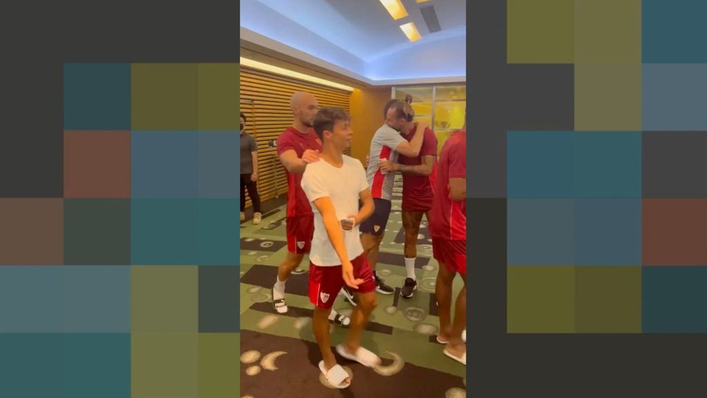 El recibimiento de Lopetegui y la plantilla a Dmitrovic, Delaney, Gudelj y Munir en Corea