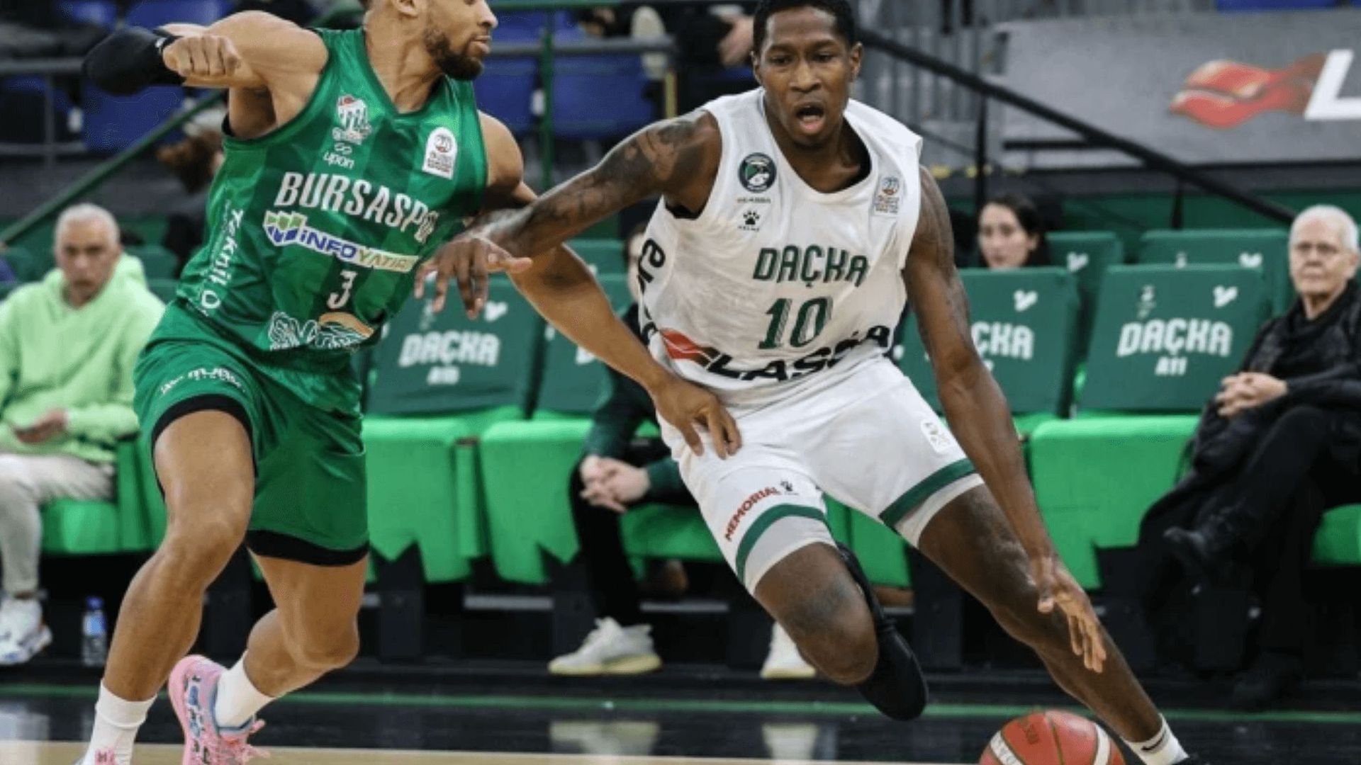 omari_moore_005.png omari_moore_005.png