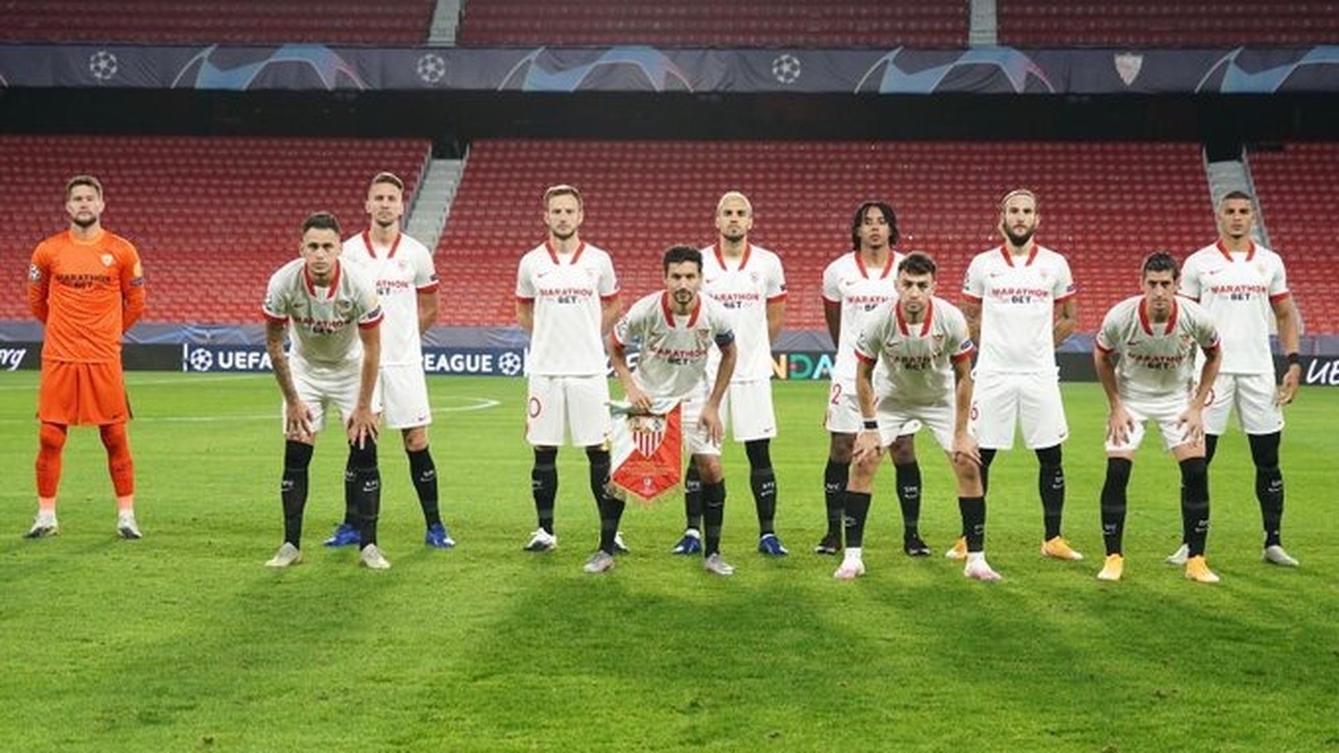 once_del_sevilla_ante_el_krasnodar_foto_sfc.jpeg